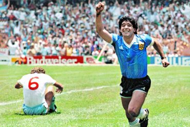 Diego Maradona celebrating his goal against England in 1986 (Photo: Dani Yako / Source: Clarín).