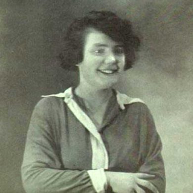 Carmen Pomies, captain of Women’s National team France, Très Sport n. 31, Nov 1, 1924 (Photo: Très Sport).