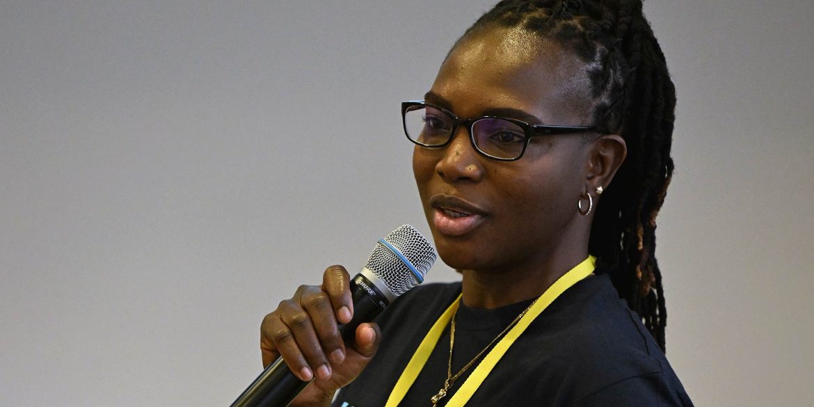 Ayisat Yusuf speaking at Inspires conference (photo: Fare network).