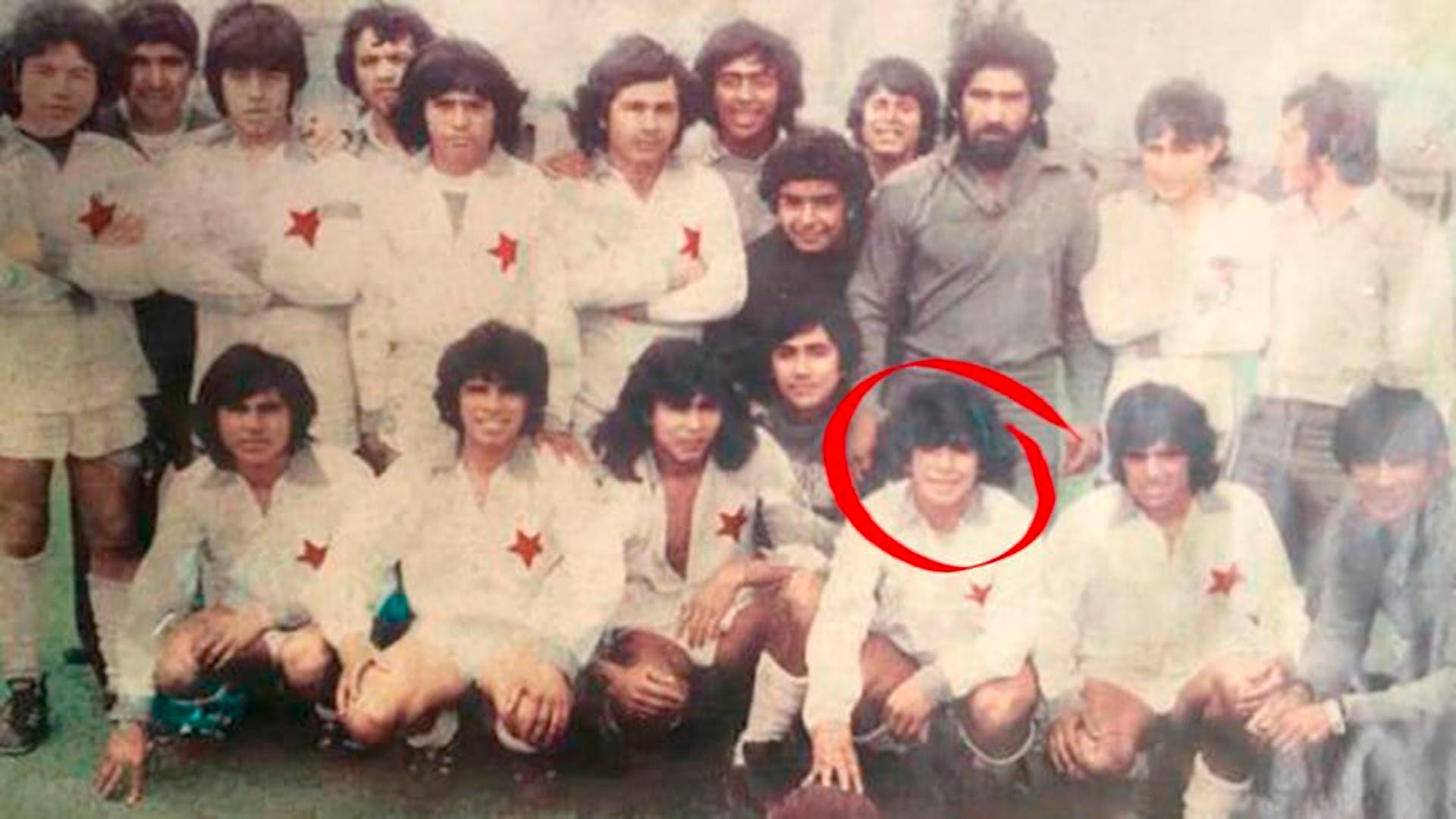 Diego’s first step in football at the club Estrella Roja, from Villa Fiorito.