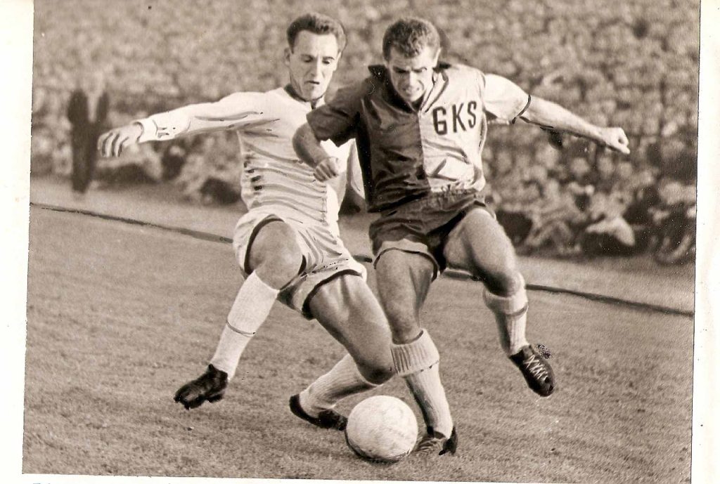 Florenski in a duel with enemy player.