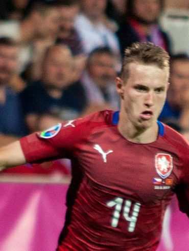 Jakub Jankto playing for the Czech national team.