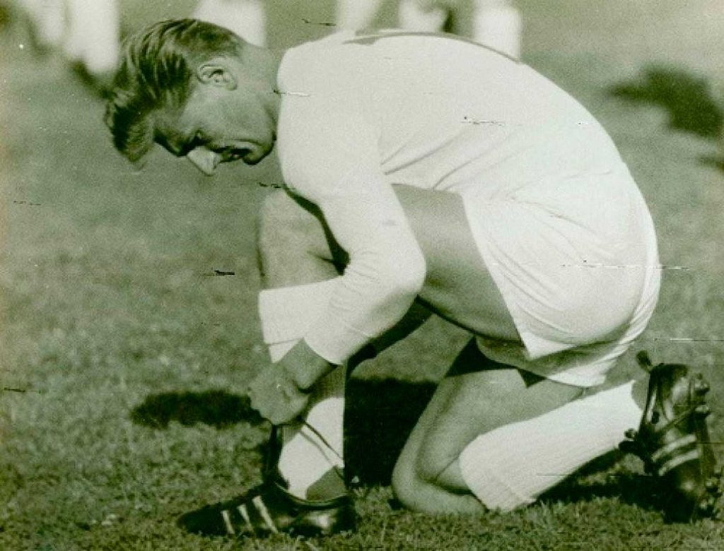 The Ernest Pohl while playing on the pitch.