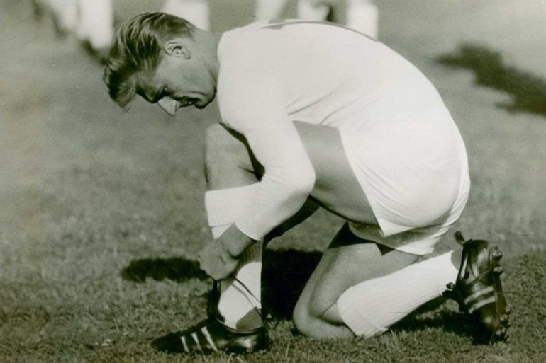 The Ernest Pohl while playing on the pitch.