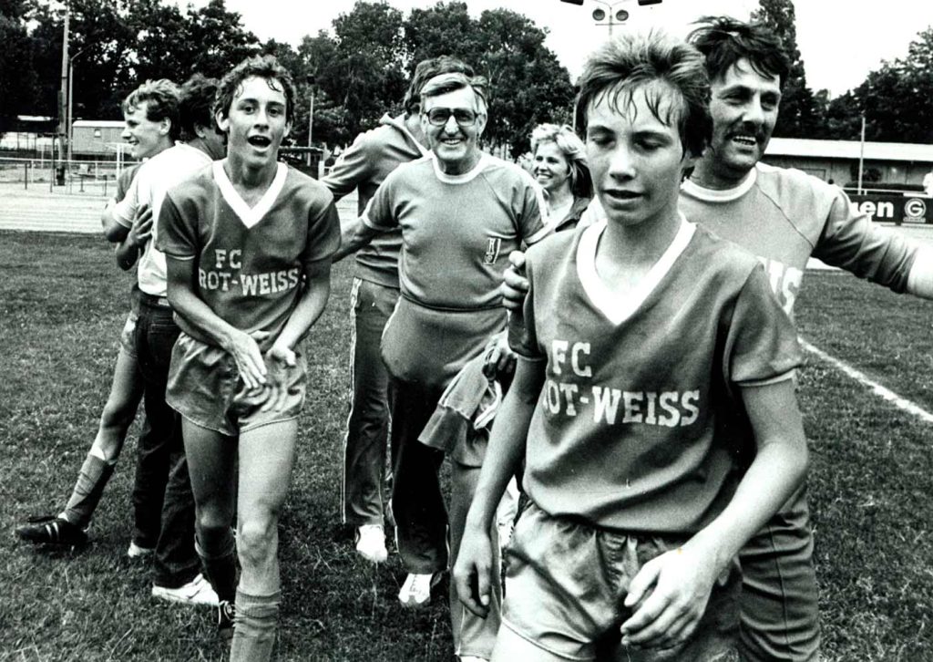 Marcus Urban (left) in Rot-Weiss Erfurt jersey 1985/1986 (Photo: Marcus Urban).